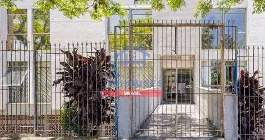 Lindo Apartamento à Venda no bairro Parolin, com 4 dormitórios sendo 1 suíte, 3 banheiros e 2 vagas