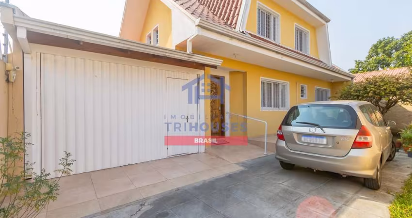 Maravilhoso duplex semi mobiliado medindo 183m2, em condomínio, com 4 quartos sendo uma suíte e clo