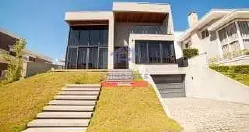 Maravilhosa Casa em condomínio com 4 dormitórios , 4 suítes e ofurô em condomínio fechado à venda n