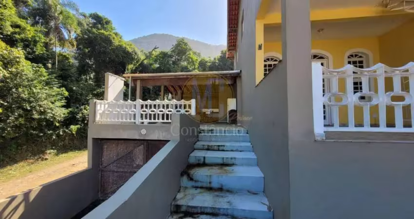 Casa com 4 quartos no condominio lagoinha - ubatuba