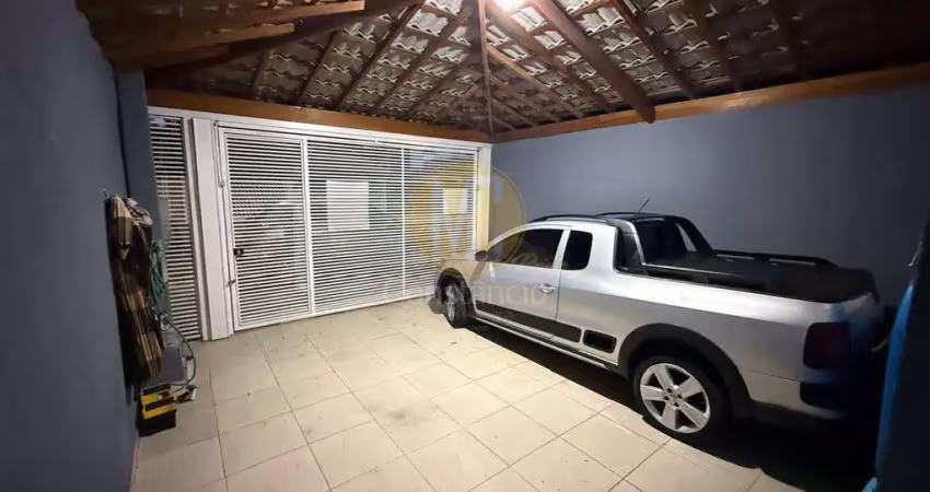 Casa com 3 quartos, suite, no jd oriente 10 minutos a pé até o shopping !