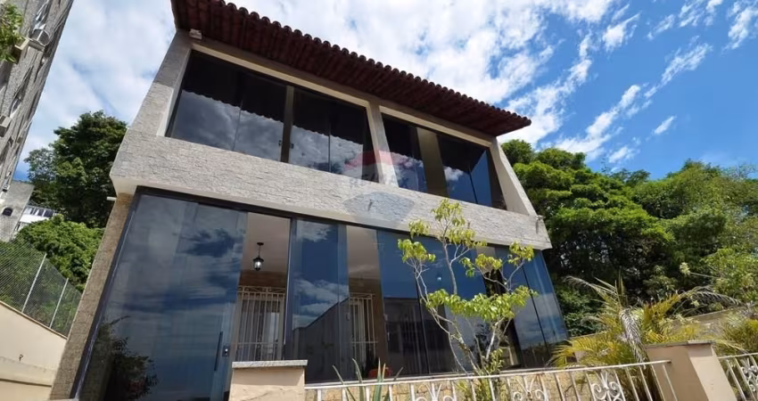 Casa - Venda - Rio de Janeiro, Rio de Janeiro R$ 890.000 ID: 570391023-60  Praia Congonhas do Campo, 137 - Em frente a praia Congonhas do Campo - Bancários, Rio de Janeiro, Rio de Janeiro