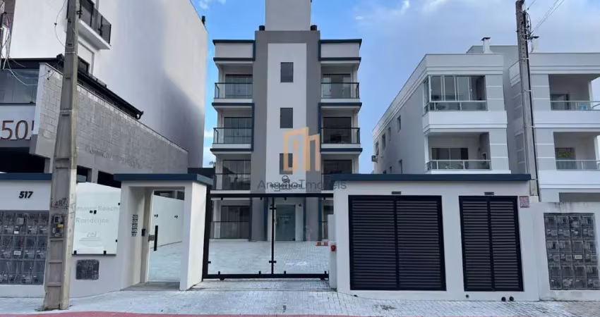 Apartamento térreo com área externa em Gravatá, Navegantes/SC