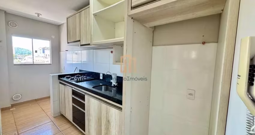 Apartamento semi-mobiliado com 2 dormitórios para locação anual em Centro, Camboriú/SC