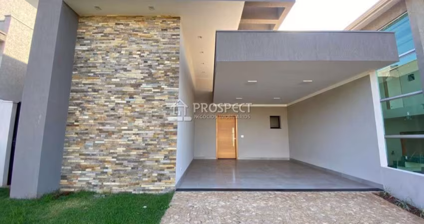 Casa Espaçosa com Piscina no Condomínio Vila Romana 1