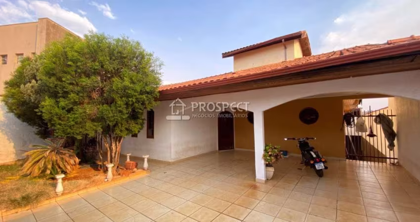 Casa Espaçosa na Ribeirânia | 4 dormitórios | 4 vagas