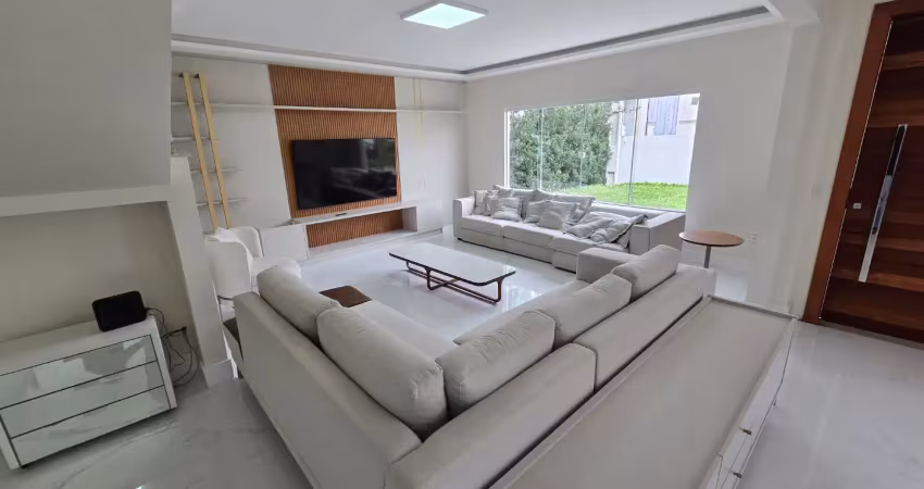 Casa com 4 quartos para alugar no Centro, Balneário Camboriú 