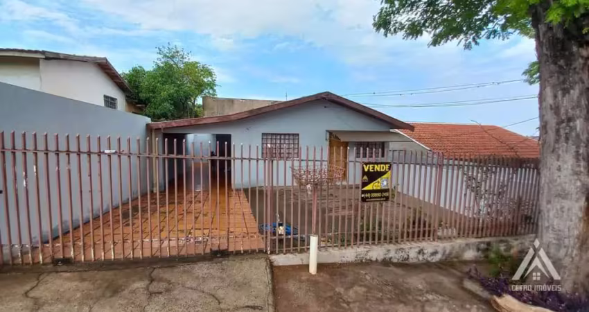 Casa para Venda em Maringá, Borba Gato, 2 dormitórios, 1 suíte, 2 banheiros, 3 vagas