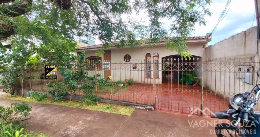 Casa para Venda em Maringá, Zona 06, 3 dormitórios, 2 suítes, 4 banheiros, 3 vagas