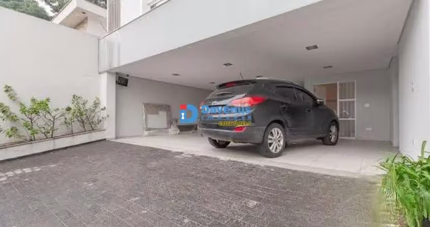 Casa com 5 quartos à venda na Vila Albertina, São Paulo 