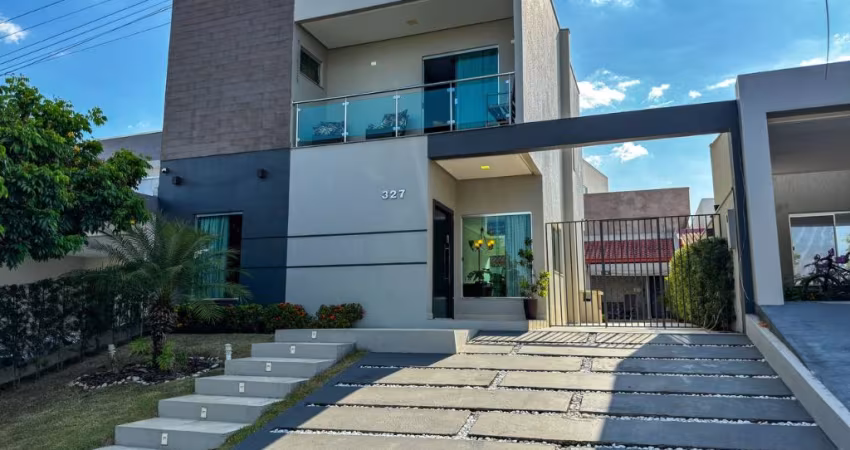 VENDE-SE BELÍSSIMA CASA DUPLEX