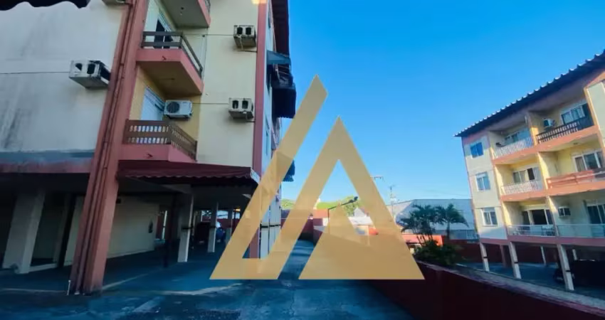Vende-se apartamento com 2 quartos e uma área de lazer completa no parque 10