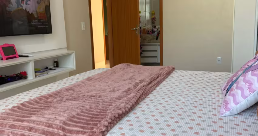 Vende/aluga duplex com 4 suítes e área gourmet com piscina - quintas das marinas