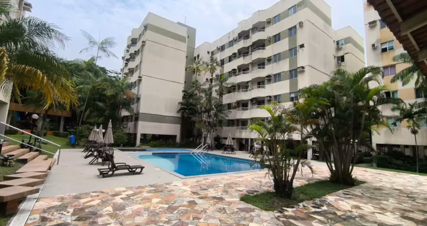 Aluga-se apto. com 3 quartos sendo 1 suíte e bem localizado - cond. jardim itapoã