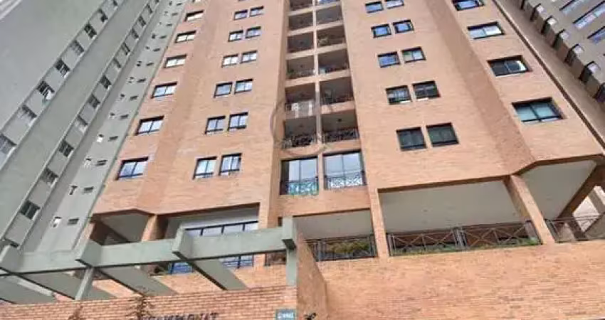 Cobertura duplex com 2 suítes  2 vagas à venda no bigorrilho.