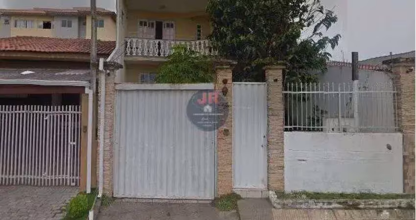 Sobrado 2 quartos sendo 1 suite co hidromassagem, 2 vagas de garagem a venda no alto tarumã- pinhais.