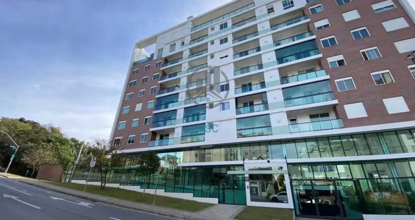 Cobertura duplex, com vista panorâmica, 4 quartos sendo 2 com suíte.