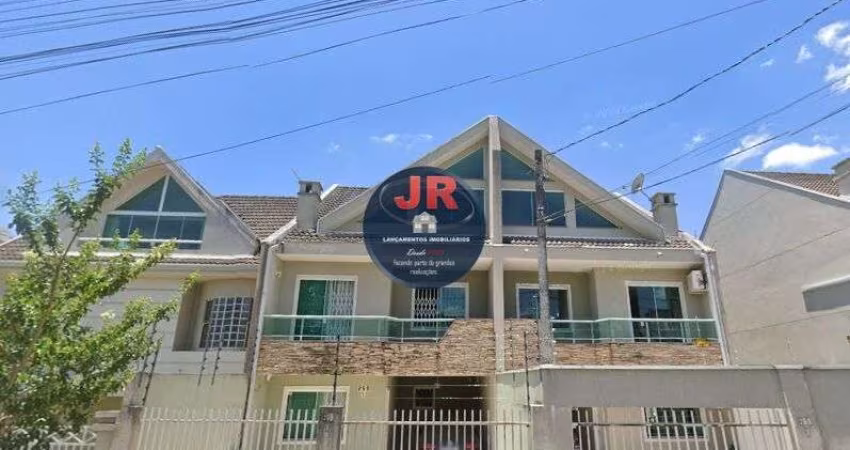 Lindo sobrado no Atuba de frente para rua, com 4 quartos sendo 2 suítes