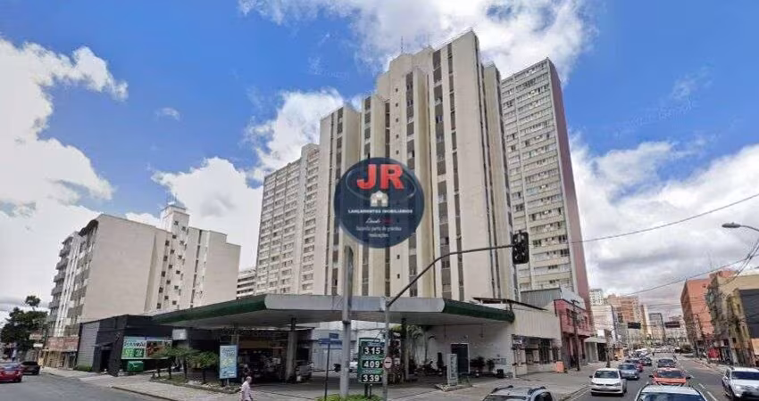 Apartamento 1 quarto á venda no centro de Curitiba.