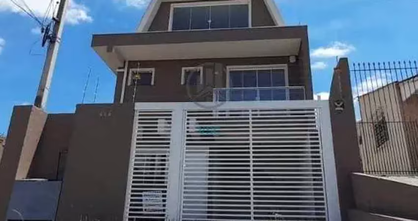 Sobrado triplex frente pra rua a venda bairro alto 660 mil topo permuta