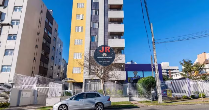 Apartamento com móveis planejados na melhor localização do Cabral