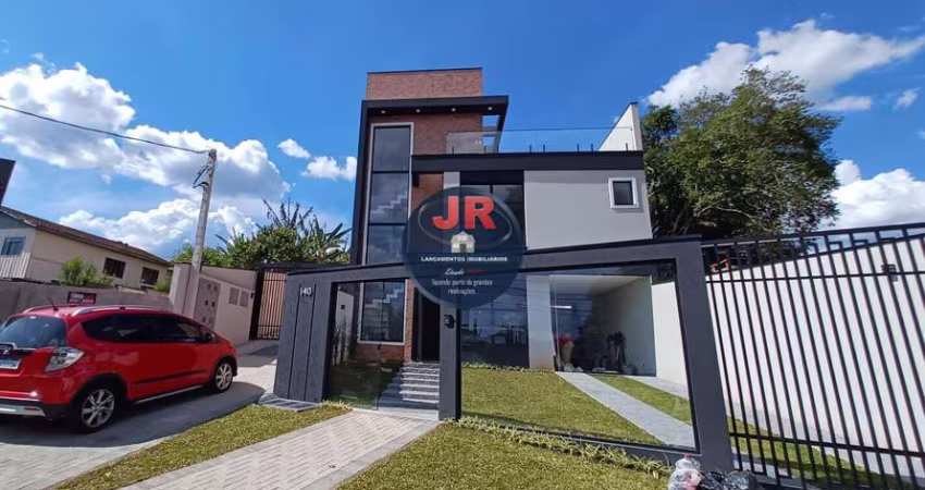Triplex com 03 quartos, sendo uma suíte, na melhor localização do Butiatuvinha