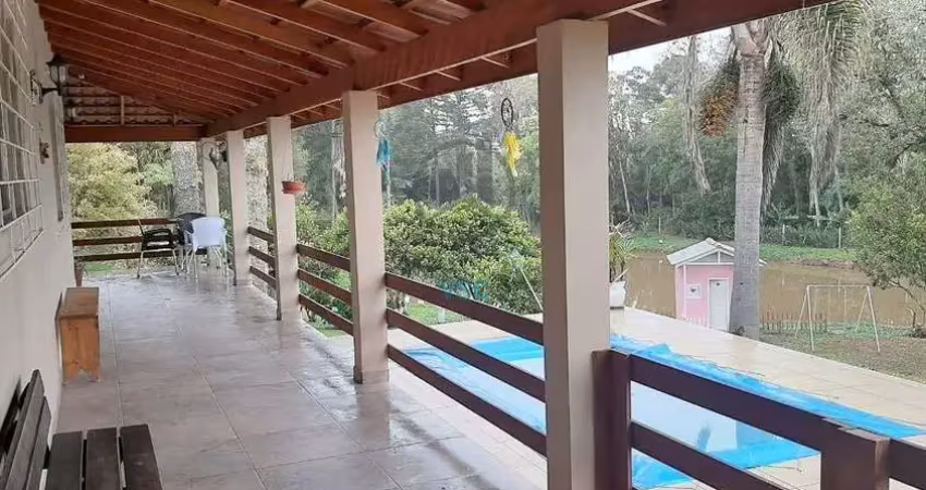 Chácara com piscina a venda em tijucas do sul divisa com são josé dos pinhais