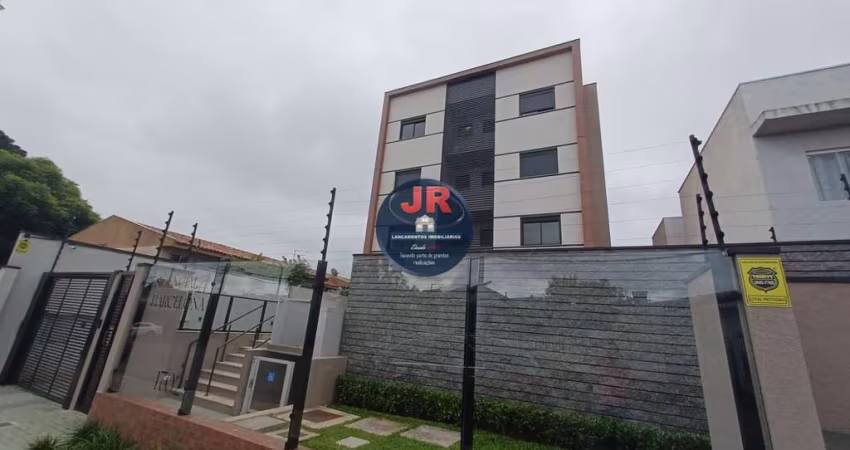 Apartamento novo com planejados, 2 quartos sendo uma suíte e vaga coberta