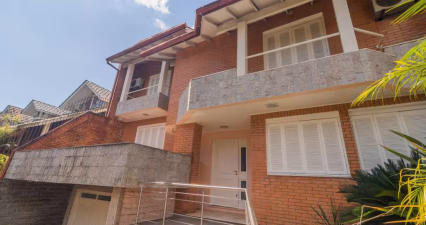 Casa com 3 quartos à venda na Rua dos Andes, 75, Morro do Espelho, São Leopoldo