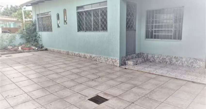 Casa com 3 quartos à venda na Rua Santo Thomas de Aquino, 65, Parque Santo Inácio, Esteio