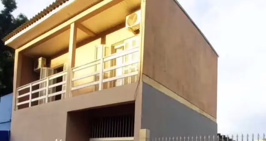 Casa com 3 quartos à venda na Avenida Castro Alves, 534, Santa Catarina, Sapucaia do Sul