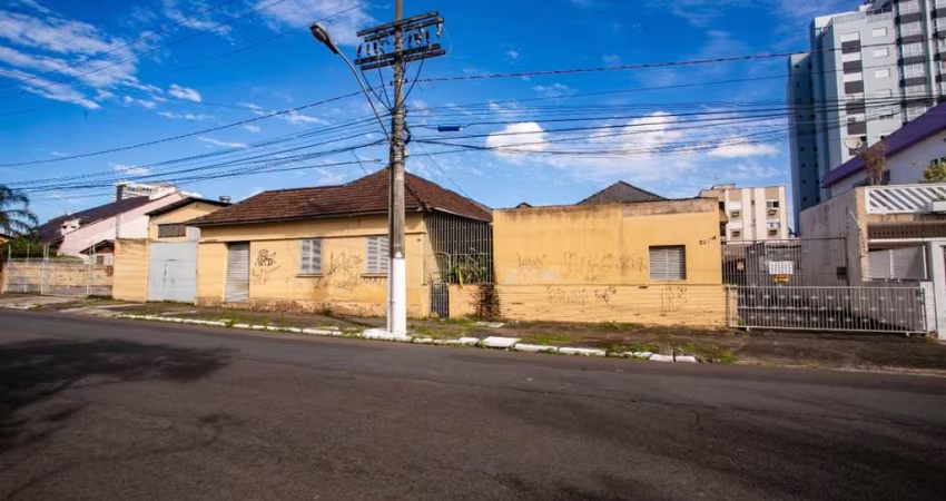 Terreno à venda na Rua São Sebastião do Caí, 249, Centro, Esteio