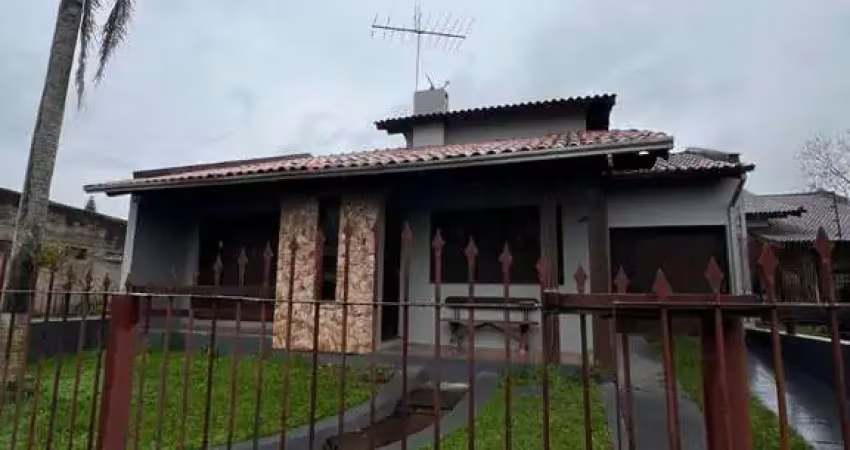Casa com 3 quartos à venda na Francisco Alves, 99, Parque Tamandaré, Esteio