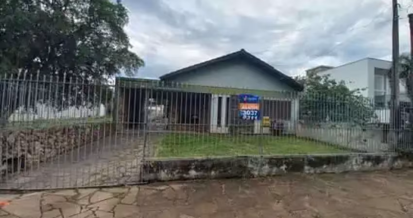 Casa com 3 quartos para alugar no Centro, Esteio 