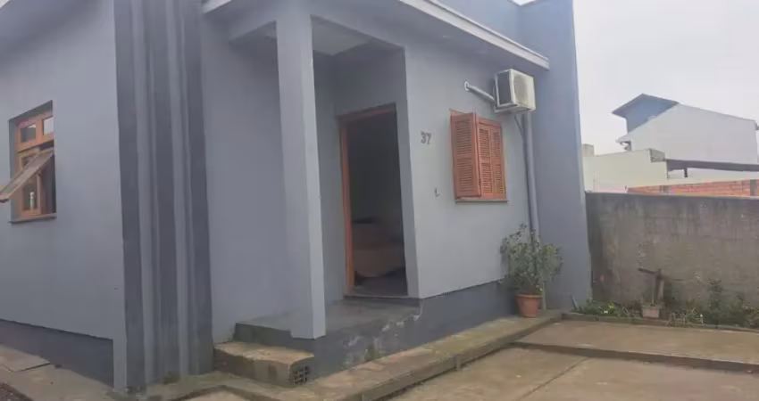 Casa com 3 quartos à venda na Rua Ivan Moraes Lemos, 37, Colonial, Sapucaia do Sul