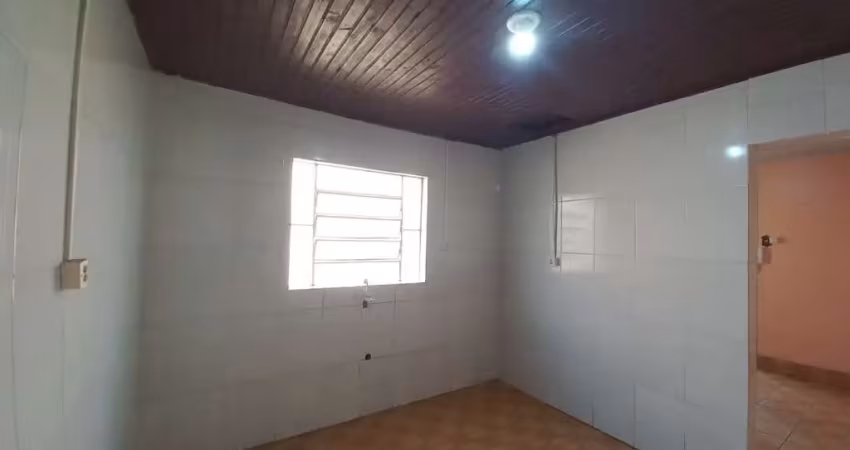 Casa com 2 quartos para alugar no Capão da Cruz, Sapucaia do Sul 