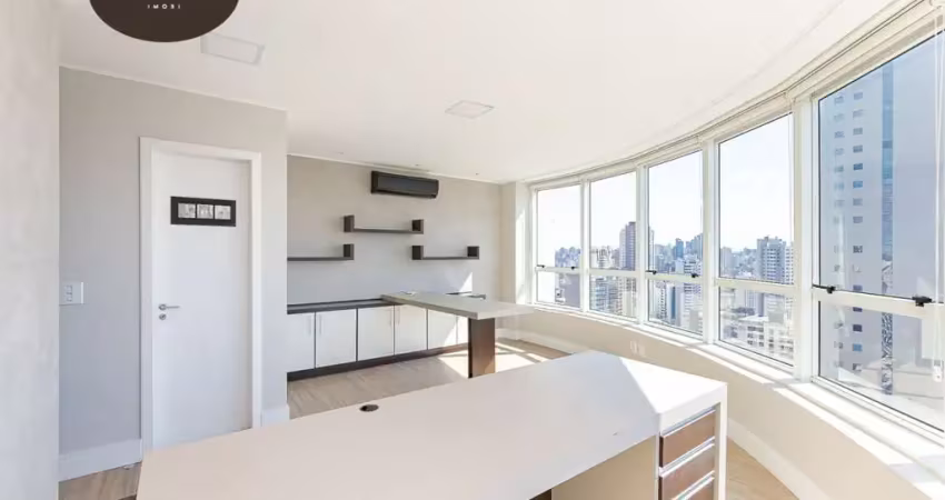 Sala comercial com 5 salas à venda na Rua Visconde do Rio Branco, 1.630, Centro, Curitiba