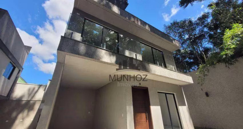 Sobrado com 3 dormitórios à venda, 138 m² por R$ 880.000,00 - Boa Vista - Curitiba/PR