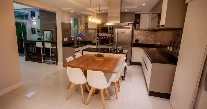 Casa alto padrão toda mobiliada localizada no neoville