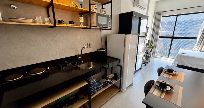 Flat com 22m2 Mobiliado no Bairro de Intermares