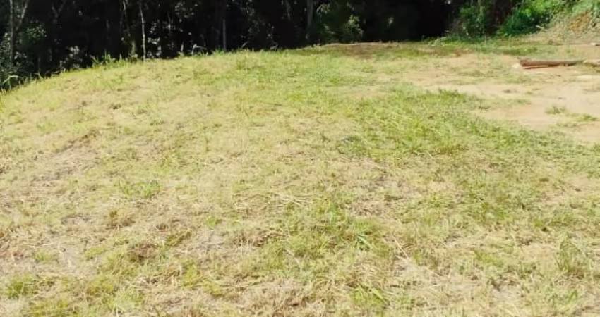 LOTE NA ÁREA RURAL DE CAMBORIÚ COM MAIS DE 1000M²