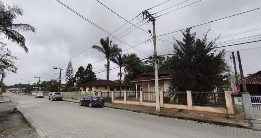 Terreno à venda na Rua Alberto Felippi, 1041, Vila Nova, Joinville