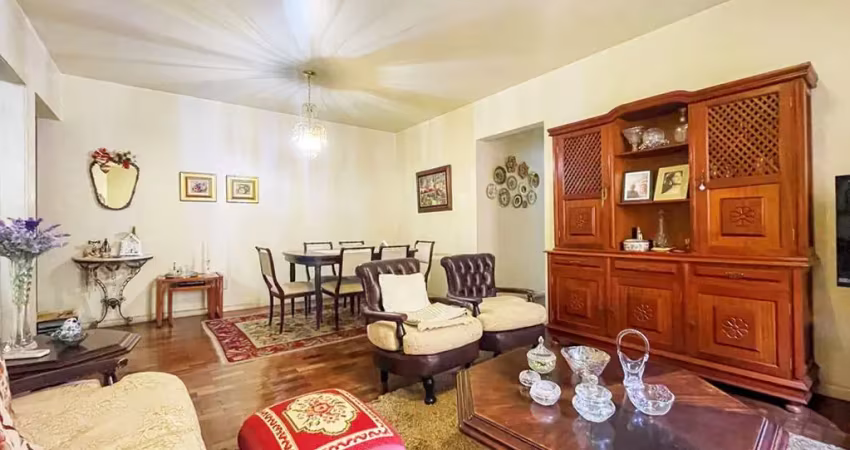 Apartamento de 3 quartos,suite,closet,vaga e elevador no petropolis por 345 mil