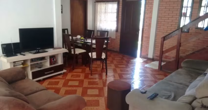 Casa ampla de 3 quartos 4 vagas c/ pátio na frente e atrás ac financiamento barbada somente 280 mil !!