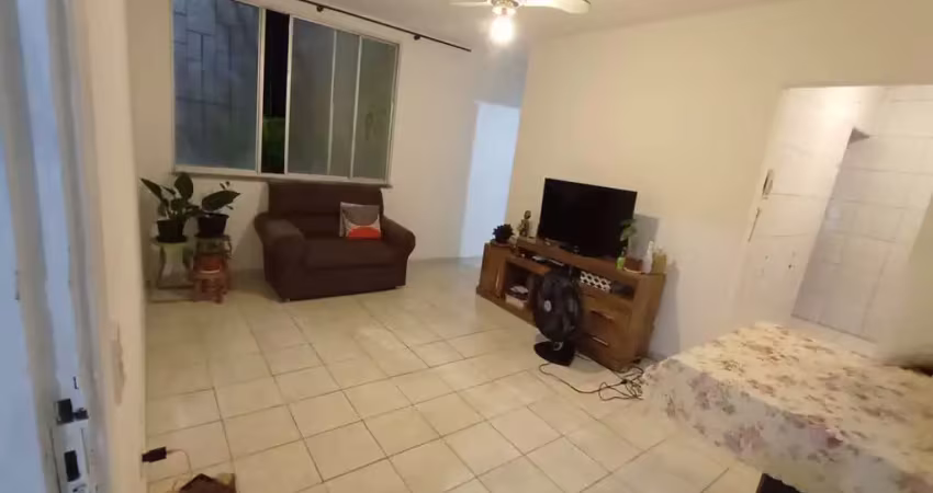 Apartamento térreo, 2/4 a 10 minutos da unijorge paralela