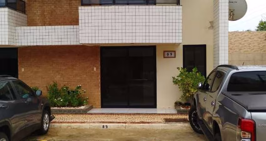 Casa em condomínio fechado com 5 quartos à venda na Rua Marquês de Queluz, Pituaçu, Salvador