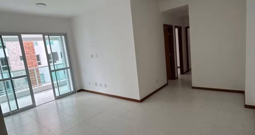 Apartamento com 3 quartos à venda na Rua Itamarajú, Pitangueiras, Lauro de Freitas