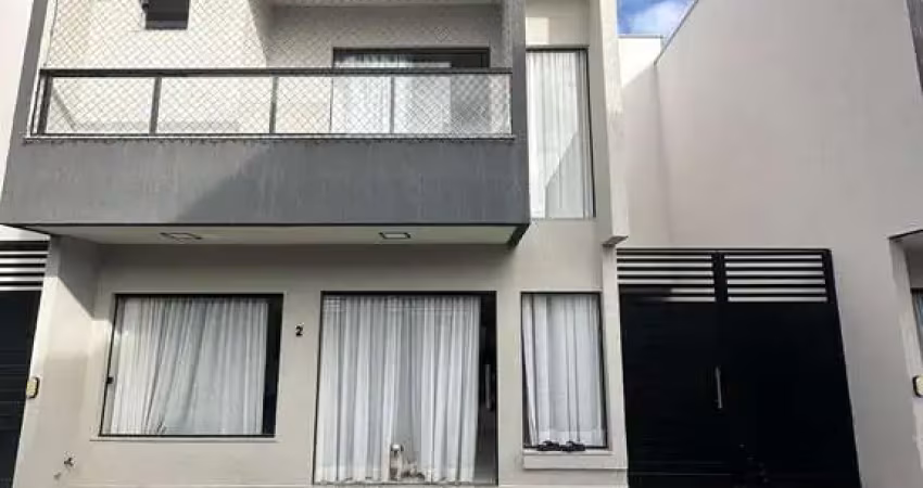 Casa em condomínio fechado com 4 quartos à venda na Rua Jorge Amado, Buraquinho, Lauro de Freitas
