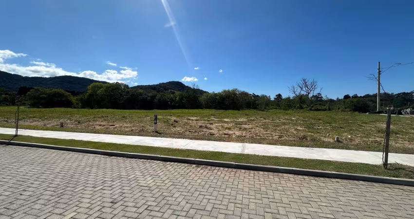 Terreno à venda na Rua Candido Pereira dos Anjos, São João do Rio Vermelho, Florianópolis