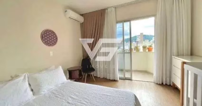 Apartamento duplex no centro semimobiliado com 1 vaga